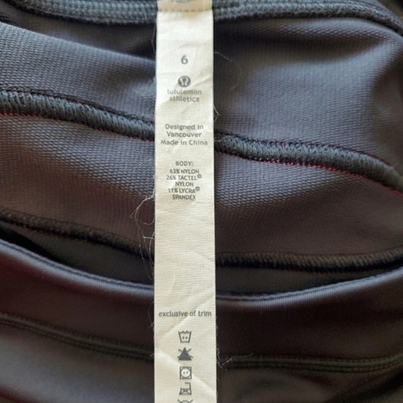 Lululemon Grey and Pink Tracker Pant Size 6 - Picture 6 of 6